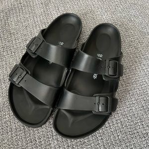 Mens Birkenstock Arizona Essentials sandals